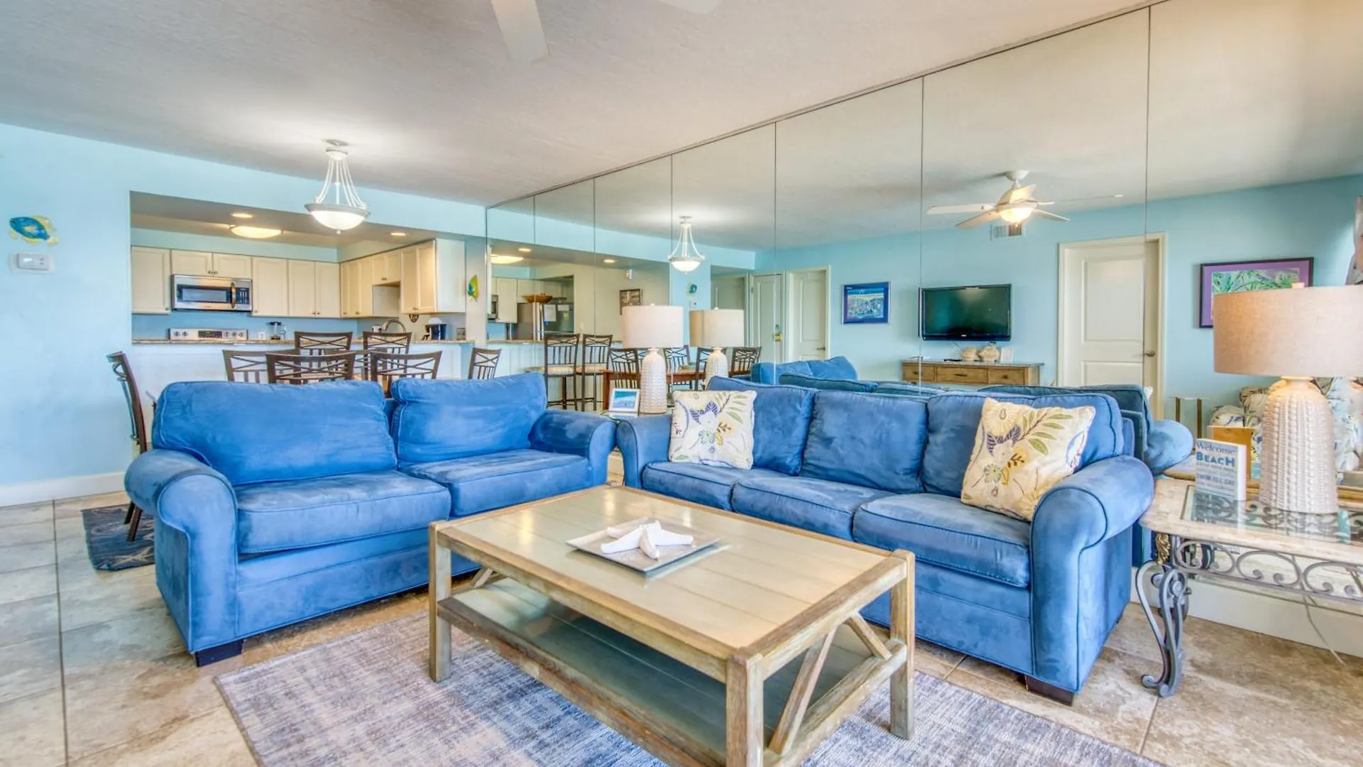 Beach House Condominiums C204 - Beachfront With Pool, Wifi, & Beach Service Destin