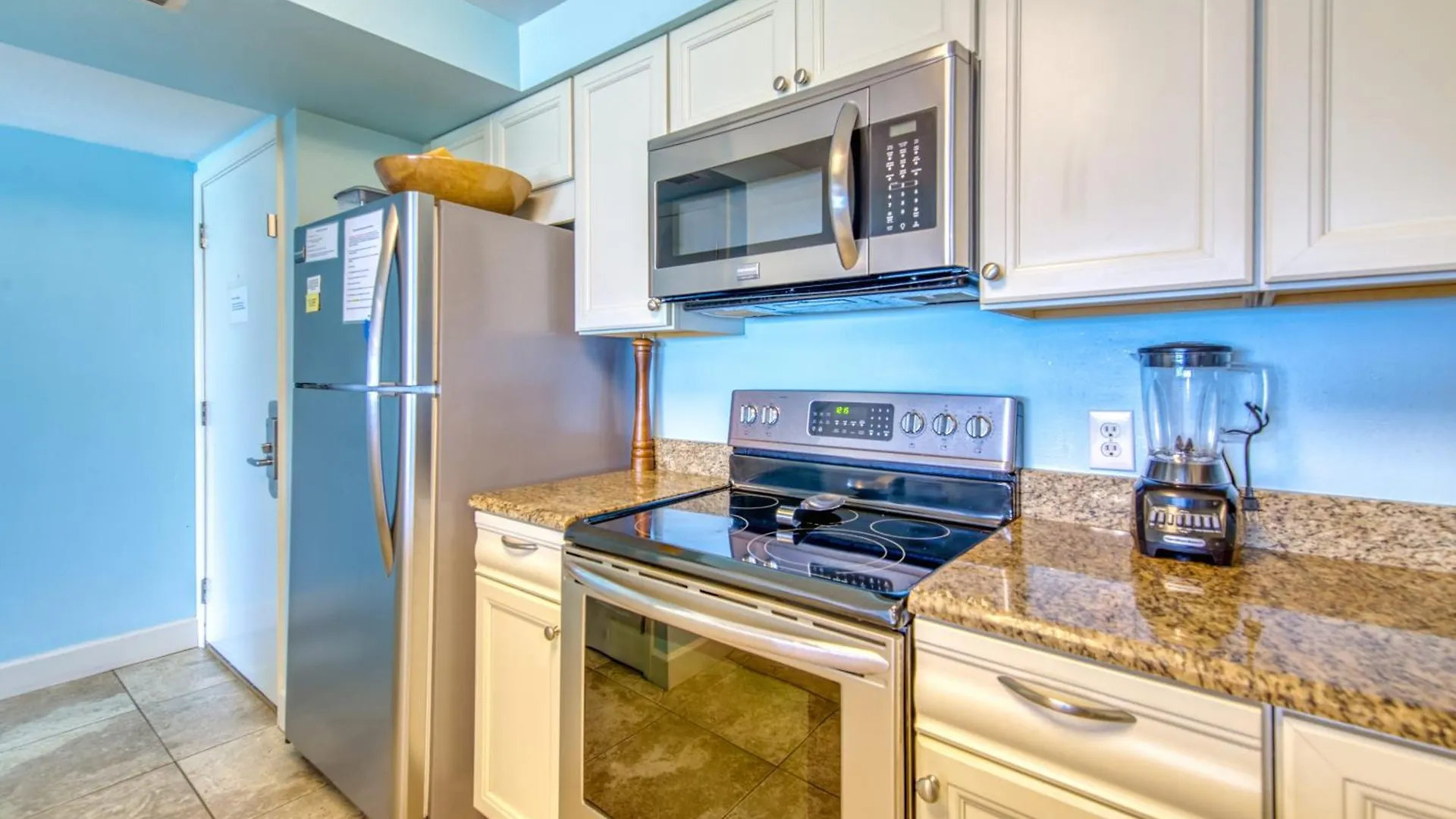 Apartment Beach House Condominiums C204 - Beachfront With Pool, Wifi, & Beach Service Destin